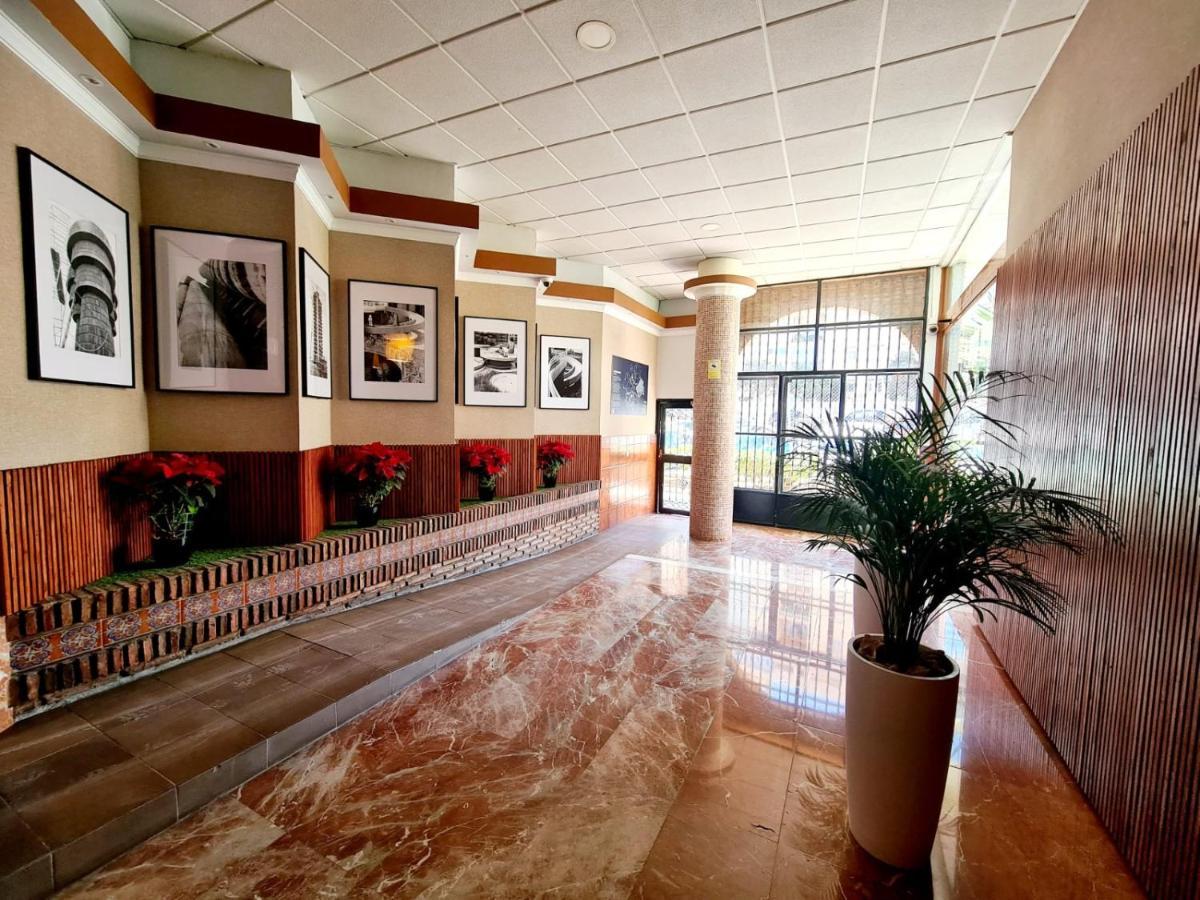 Skyline Suites Costa Del Sol Torremolinos Exterior photo